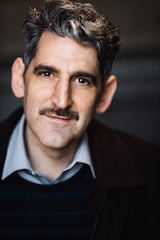 Headshot photo of Doug Shapiro