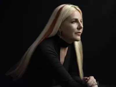 Photo of Jennifer Militello taken by Beowulf Sheehan